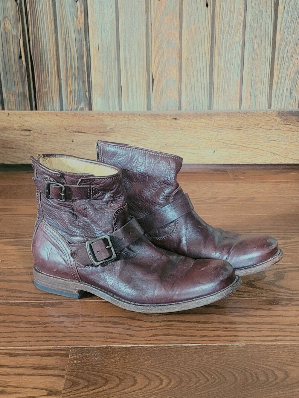 Classic Women's Frye Ankle Boots With Back Zipper